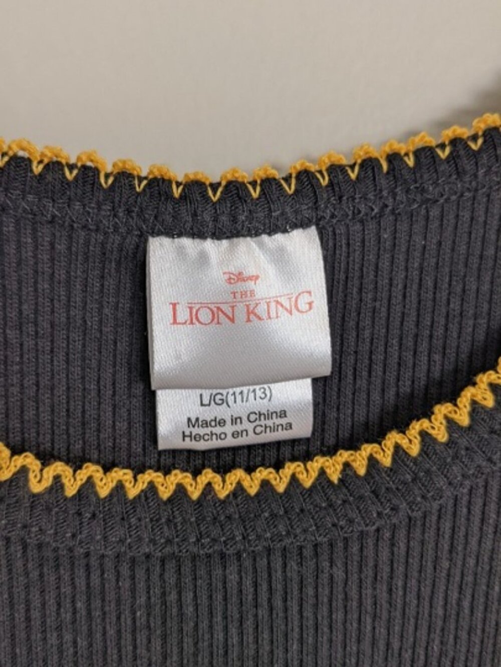 Disney Lion King Hakuna Matata Embroidered Black Ribbed Tank Crop Top - Picture 5 of 6